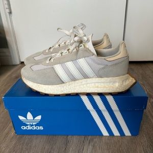 Women’s Adidas Retropy E5 Sneakers